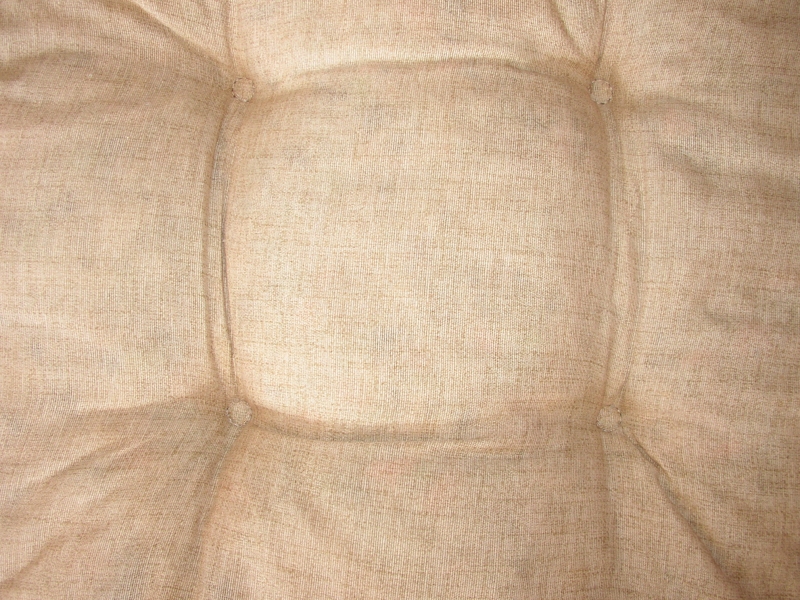 Ratanový papasan 110 cm bílý polstr béžový melír
