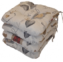 Sedk UNI srdce LOVE - set 4 kusy